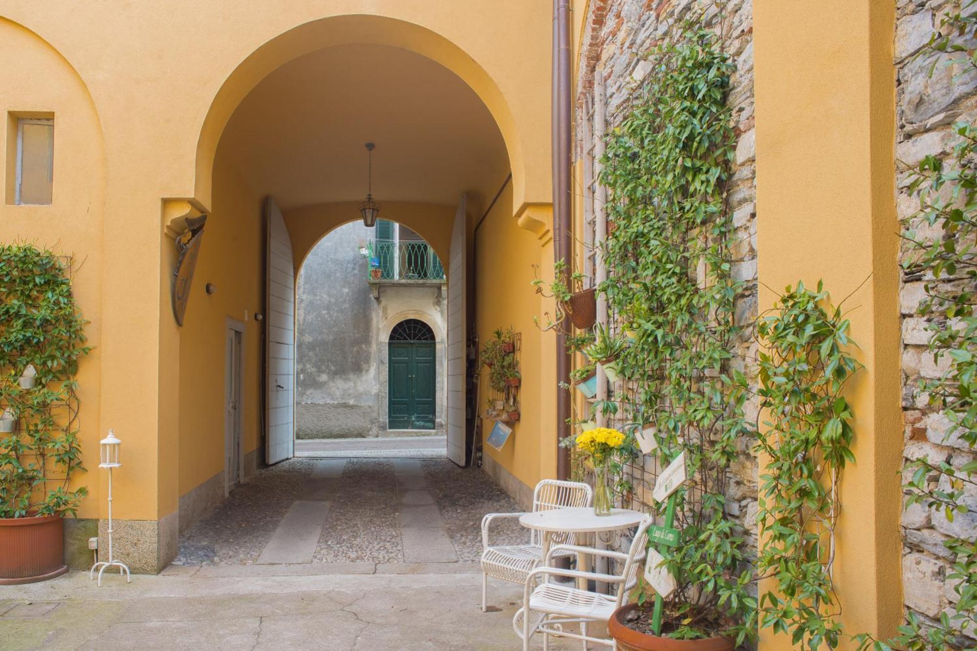 Vakantiehuis La Corte Di Zizi Cernobbio